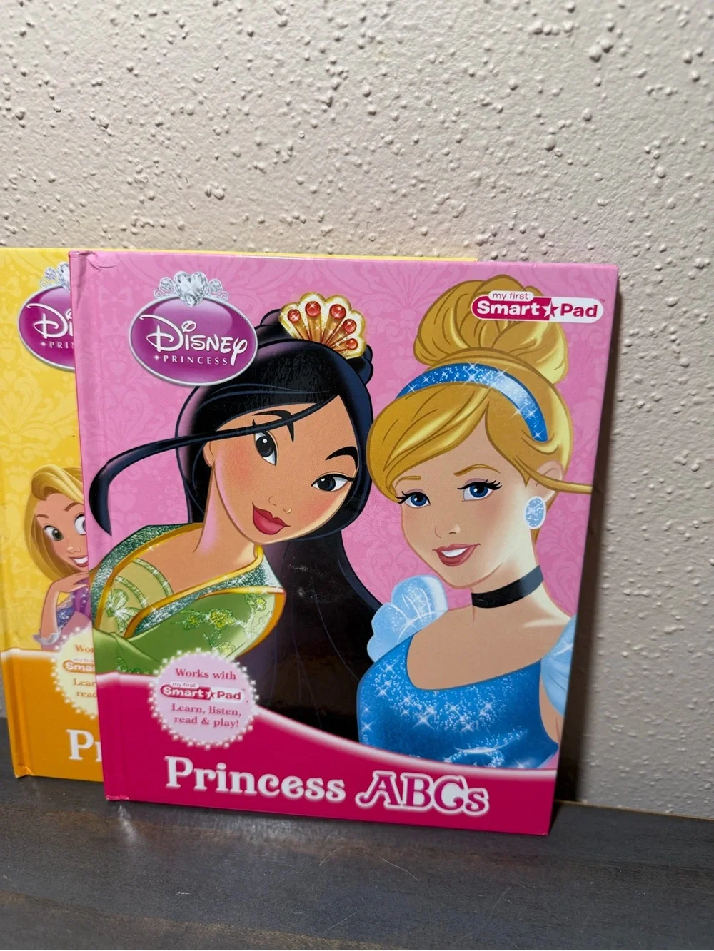 Lot of 16 Disney Princess books- great condition- please read description